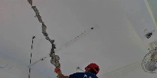 樓下天花板滲水是樓上漏水造成的嗎？